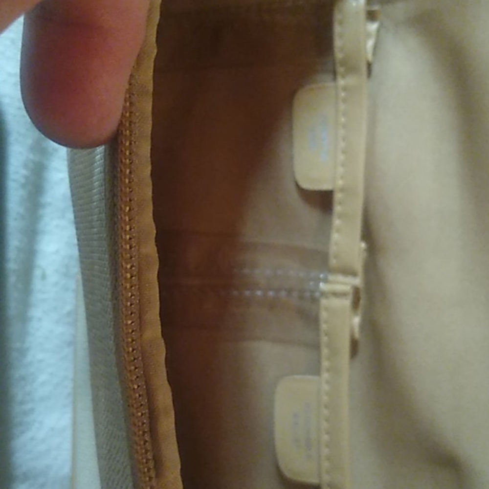 Handbag - Picture 7 of 10